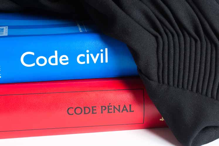 Est-il possible de retirer les droits parentaux d'un père et comment cela se passe-t-il Rouen