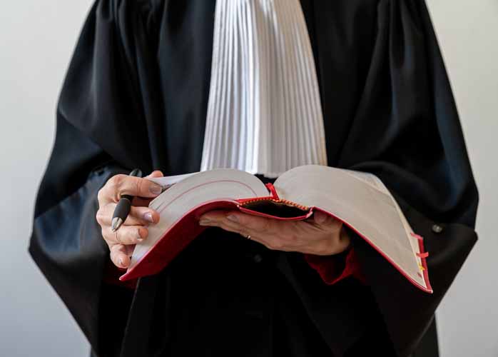 Quelles sont les démarches à suivre pour changer d'avocat en cours de procédure Rouen